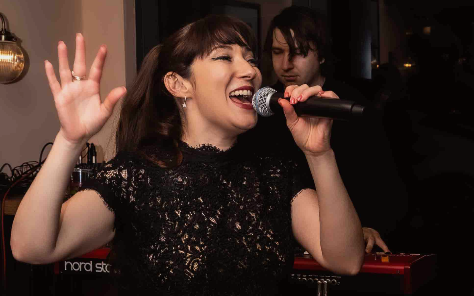 Free Live Music in Chelsea Pub, The March Hare